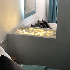 Room 11